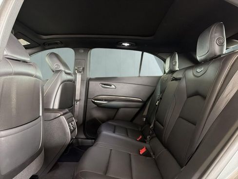 Used 2023 Cadillac XT4 Sport w/ Technology Package FWD image 11