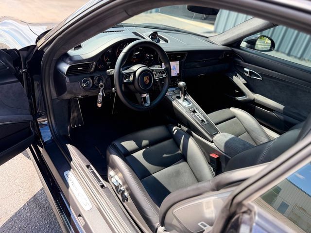 Used 2018 Porsche 911 Carrera GTS RWD image 87