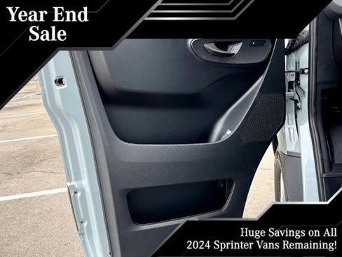 New 2024 Mercedes-Benz Sprinter 2500 image 18