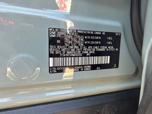 Used 2022 Toyota RAV4 XLE Premium AWD/4WD image 26