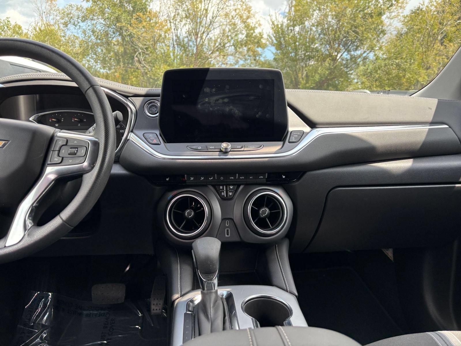 Used 2026 Chevrolet Blazer LT FWD image 16