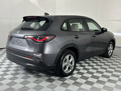 Used 2023 Honda HR-V LX image 8