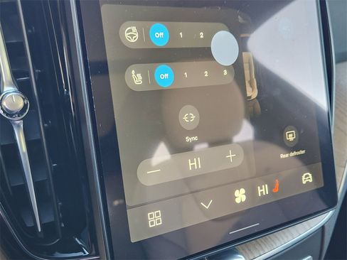 New 2026 Volvo XC60 B5 Plus w/ Protection Package Premier image 21