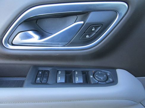 Used 2021 Chevrolet Tahoe LT image 24