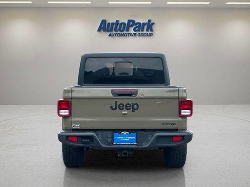 Used 2020 Jeep Gladiator Sport w/ Quick Order Package 24S image 6