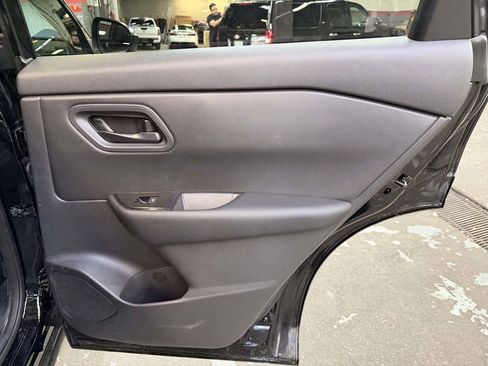 Used 2026 Nissan Rogue S AWD/4WD image 20