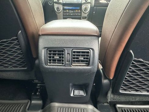 Used 2022 Toyota 4Runner Limited AWD/4WD image 35