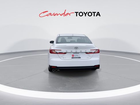 Used 2026 Toyota Camry SE image 7