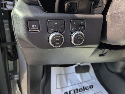 New 2026 GMC Sierra 2500 SLE w/ SLE Value Package; AWD/4WD image 15