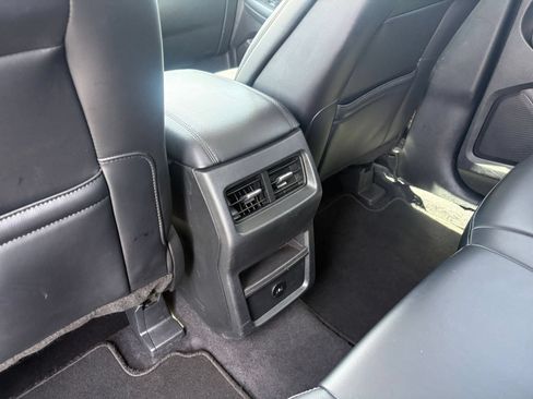 Used 2024 Ford Edge SEL AWD/4WD image 24