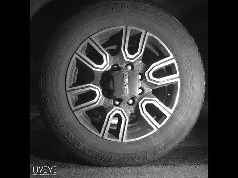 Used 2023 GMC Sierra 2500 AT4 w/ AT4 Preferred Package image 11