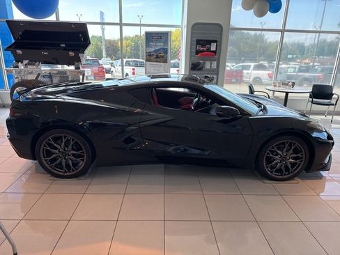 New 2025 Chevrolet Corvette Stingray Preferred Cpe w/ 2LT image 7