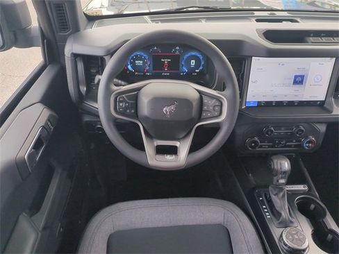 New 2025 Ford Bronco 4-Door image 15