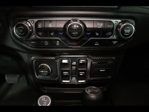 Used 2022 Jeep Wrangler Unlimited Sport w/ Sun And Sound Package AWD/4WD image 25