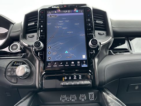 New 2026 RAM 4500 4x4 Crew Cab DRW image 7