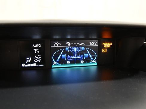 Used 2018 Subaru Forester 2.5i Premium AWD/4WD image 20