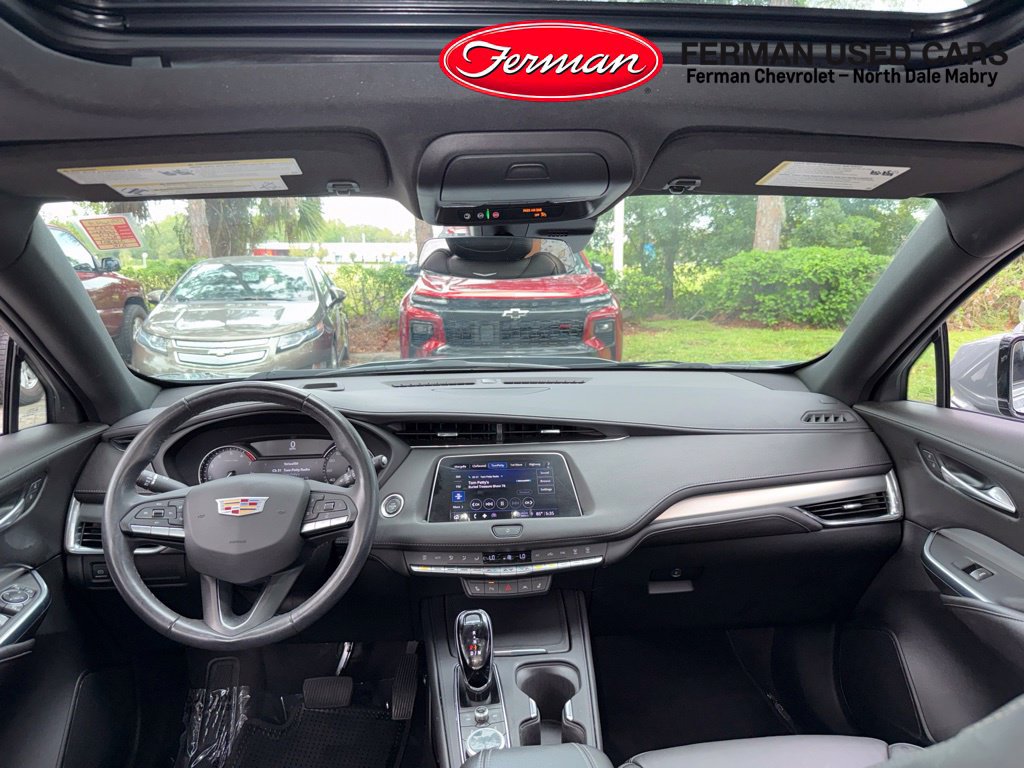 Used 2023 Cadillac XT4 Premium Luxury w/ Cold Weather Package FWD image 10