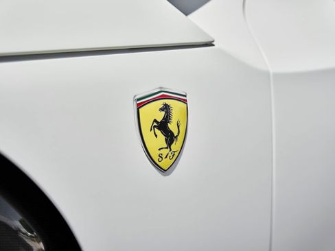 Used 2025 Ferrari Purosangue AWD/4WD image 12