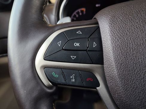 Used 2015 Jeep Grand Cherokee Overland w/ Trailer Tow Group IV image 11