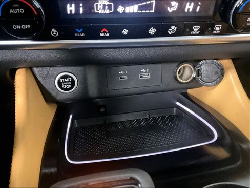 Used 2022 Nissan Rogue Platinum w/ Head-Up Display Package image 28