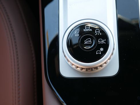 New 2025 Mitsubishi Outlander SEL FWD image 26