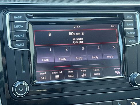 Used 2017 Volkswagen Passat 1.8T SE w/ SE Lighting Package image 23