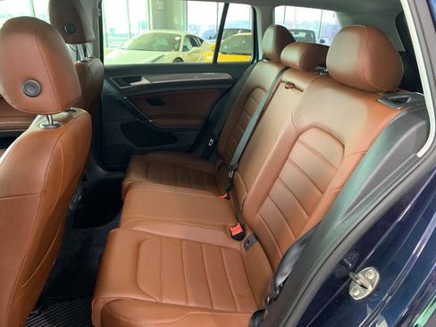 Used 2017 Volkswagen Golf Alltrack S image 22