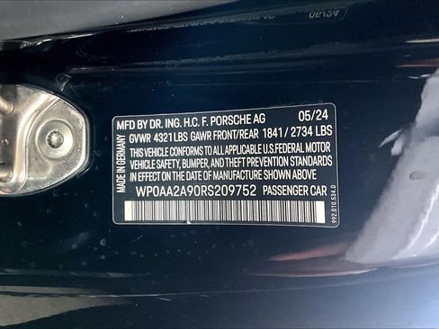 Used 2024 Porsche 911 Carrera RWD image 31
