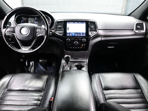 Used 2020 Jeep Grand Cherokee Limited X image 16