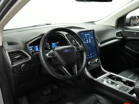 Used 2022 Ford Edge SEL w/ Convenience Package image 25