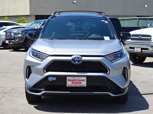 Used 2021 Toyota RAV4 XSE w/ Weather Package AWD/4WD image 3