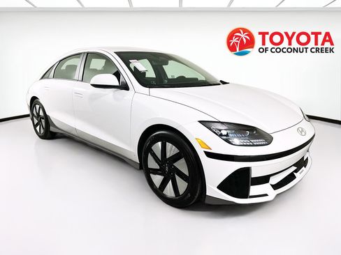 Used 2024 Hyundai Ioniq 6 SE image 1