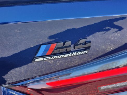 Used 2022 BMW M4 xDrive Competition w/ Executive Package image 11