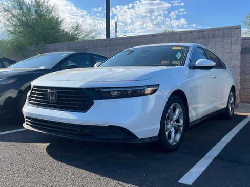 Used 2023 Honda Accord LX image 2