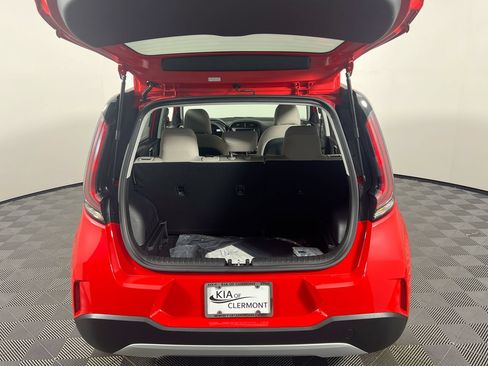 Used 2022 Kia Soul LX FWD image 33