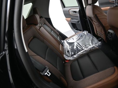 New 2025 Ford Bronco Sport Outer Banks w/ Outer Banks Tech Package+ image 26