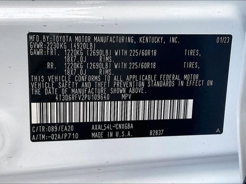 Used 2023 Toyota RAV4 Limited image 32