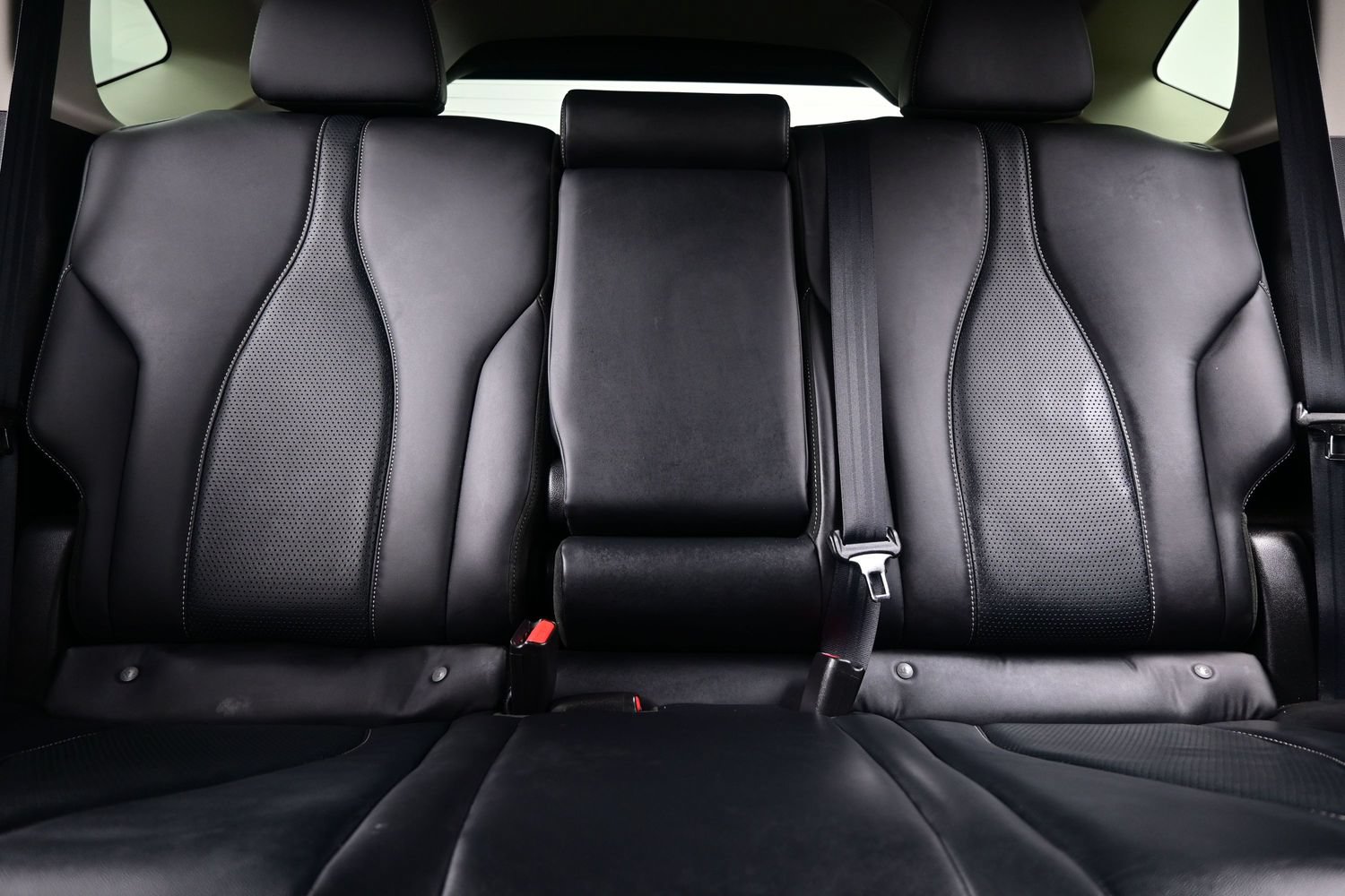 Used 2023 Acura RDX w/ Technology Package FWD image 19