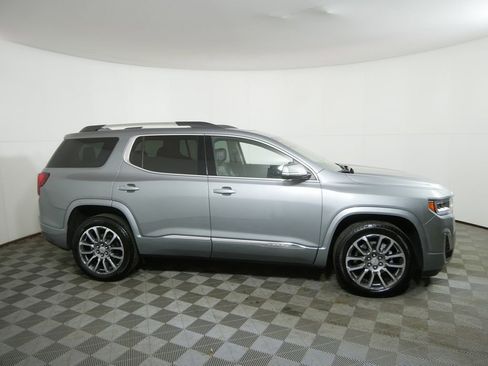 Used 2023 GMC Acadia Denali w/ Denali Ultimate Package image 2