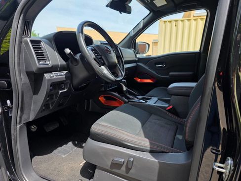Used 2022 Nissan Frontier Pro-X image 14