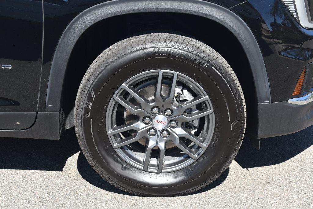 Used 2026 GMC Acadia Elevation FWD image 10