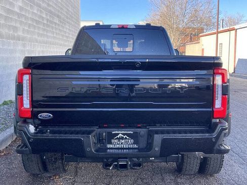 Used 2025 Ford F450 Platinum image 5