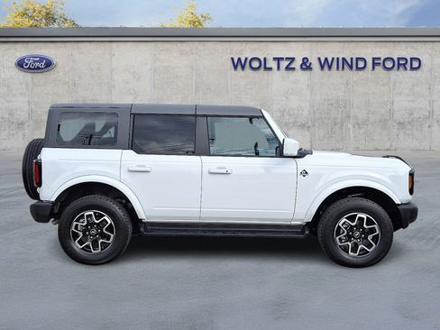 Used 2025 Ford Bronco Outer Banks AWD/4WD image 7