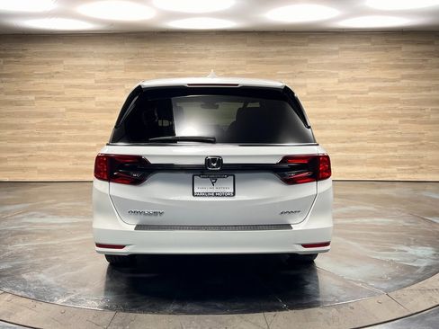Used 2024 Honda Odyssey Sport image 12