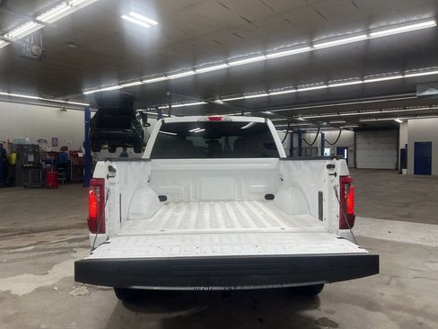 Certified 2024 Ford F150 XLT w/ Mobile Office Package image 5