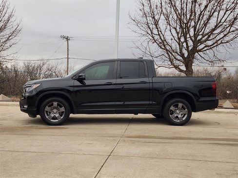 Certified 2024 Honda Ridgeline TrailSport image 4
