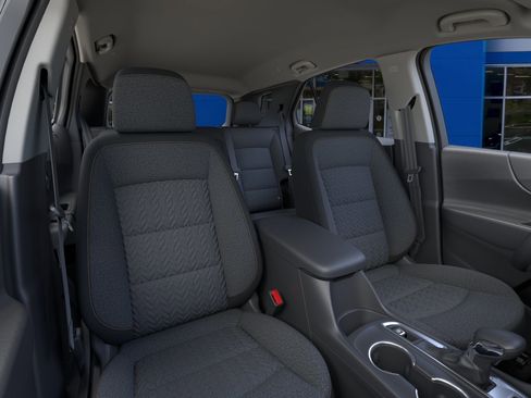 Used 2024 Chevrolet Equinox LT image 40