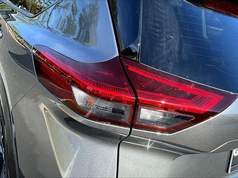 New 2026 Nissan Rogue Platinum image 14