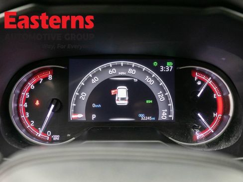 Used 2023 Toyota RAV4 XLE AWD/4WD image 17