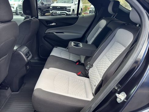 Used 2020 Chevrolet Equinox LS w/ LS Convenience Package AWD/4WD image 15